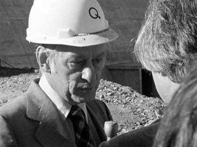 René Lévesque à l'inauguration de la centrale Outerdes 2 en 1978